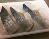 天然ブリ切り身の煮魚。作り方2写真