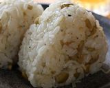 お酒に合う☆オリーブ&じゃこのおにぎり作り方5写真