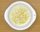 簡単＆一皿満足＊夏のツナおろしうどん＊作り方1写真