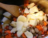緑色が目につく野菜スープ。作り方3写真