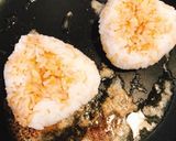 鰹節入りꕤバター醤油焼きおにぎり作り方3写真