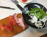 簡単！ししとうトマトたまねぎ炒め作り方1写真