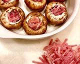 ベーコン詰めマッシュルームのガリバタ焼き作り方3写真