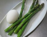 蒸し焼きアスパラガスの卵ソース作り方1写真