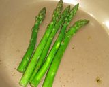 蒸し焼きアスパラガスの卵ソース作り方4写真