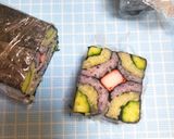 キュウリとカニカマの飾り巻き寿司♡作り方14写真