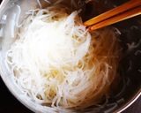 春雨とブロッコリーのピリリと辛いサラダ作り方4写真