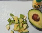 即席無限おつまみ。アボカド明太子作り方1写真