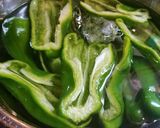 パリパリ肉味噌ピーマン作り方1写真