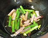 アスパラとベーコンのペペロンチーノ作り方9写真