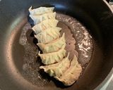 春菊と味噌で餃子を。作り方18写真