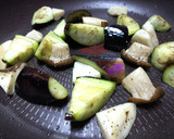 鶏むね肉となすとエリンギの照り炒め作り方4写真