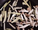 セロリと豚肉味噌炒め作り方3写真