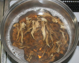 簡単☆乾燥あさりと乾燥まいたけで味噌汁作り方8写真
