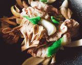 こってり♥️豚肉と舞茸のオイスター炒め♪作り方4写真
