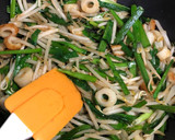 ニラ もやし 竹輪のオイスターソース炒め作り方6写真