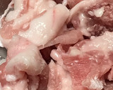 簡単！豚肉と舞茸の味噌炒め♡シソ添え♡作り方3写真
