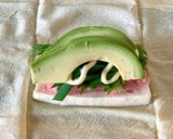 皆の大好きな【湯葉巻き（鮪＆アボカド）】作り方7写真