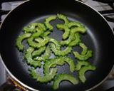 ゴーヤのオムレツ☆ツナトマトソース作り方1写真