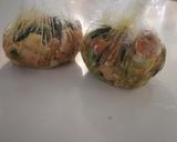★自家製おにぎり丸★肉野菜炒めの残りで作り方4写真