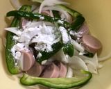 魚肉ソーセージ 焼きそば麺 でナポリタン作り方1写真