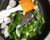 レトルト肉団子で酢豚風炒め物作り方6写真