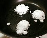 簡単!砂糖でお肉を炒める*豚こま煮*作り方2写真
