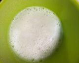 チーズで巻いてソーセージが入った卵焼き作り方2写真