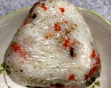 炒りごま香る鮭おにぎり作り方3写真