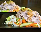 万能香味だれ　塩豚、鶏ハム、サラダ作り方2写真