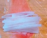 食べるのが楽しい✨大根の生ハム巻きサラダ作り方2写真