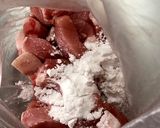 豚ロースステーキ肉とブロッコリーの炒め作り方1写真
