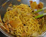 レンチンするだけ!豚キムチ焼きそば作り方3写真