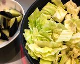 茄子とキャベツの肉味噌 炒め *☻*作り方3写真
