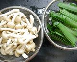 疲労回復！ニラたっぷり鶏レモン作り方1写真