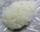 米粒感をたのしむ♡　ふんわりおむすび作り方12写真