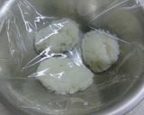 米粒感をたのしむ♡　ふんわりおむすび作り方11写真