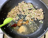 ピリ旨おかず♪厚揚げと葱の簡単肉みそ炒め作り方6写真