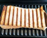 簡単☆蜂蜜とクリームチーズのホットサンド作り方3写真