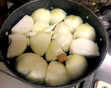 煮込むだけ！お手軽新玉オニオンスープ作り方2写真