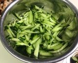 残った唐揚げで中華サラダ作り方1写真