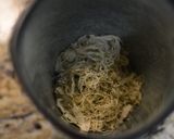 超簡単！とろろ昆布と豆乳で湯葉風？豆乳汁作り方1写真