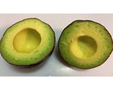 簡単副食！トマトとアボカドのバジルサラダ作り方1写真