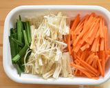 レンチン♪人参、えのき、鶏そぼろナムル作り方1写真