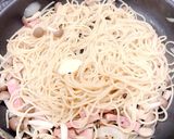 しめじとベーコンのバター醤油パスタ作り方5写真
