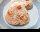 鮭フレーク&あげ玉入りおむすび(旨い)作り方8写真
