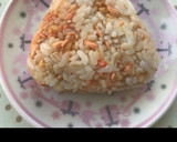 鮭フレーク&あげ玉入りおむすび(旨い)作り方14写真