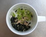 炊き込みわかめでマグカップ中華スープ☆作り方2写真