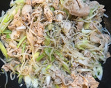 我が家の丼　やみつき☆ネギ塩もやしの豚丼作り方6写真