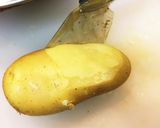 トングを使って簡単皮剥き作り方2写真